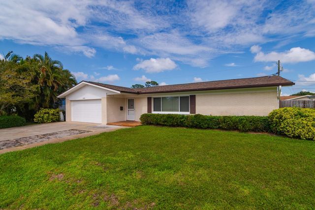 1825 YALE DRIVE, Clearwater, FL 33765