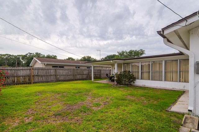 1825 YALE DRIVE, Clearwater, FL 33765