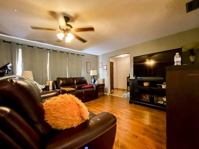 1825 YALE DRIVE, Clearwater, FL 33765