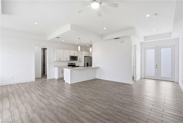 326 20th TER, Cape Coral, FL 33909