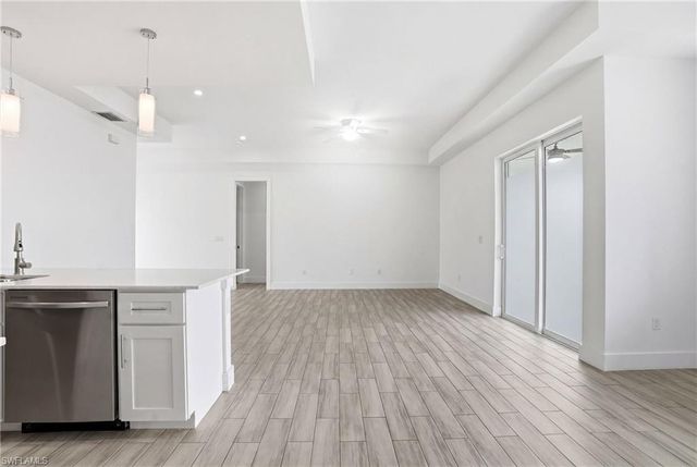 326 20th TER, Cape Coral, FL 33909