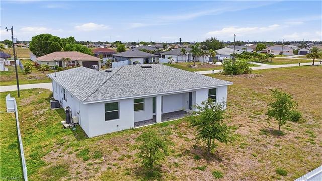 326 20th TER, Cape Coral, FL 33909