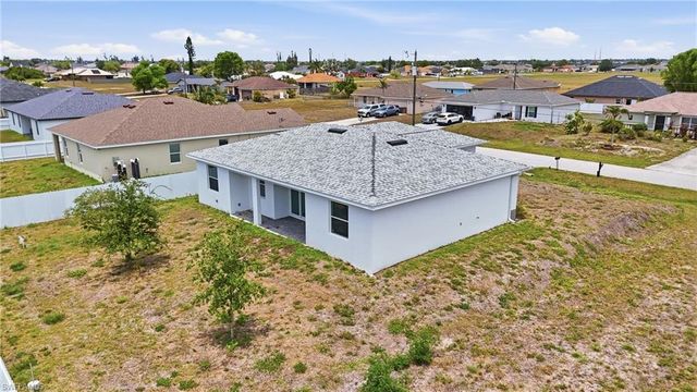 326 20th TER, Cape Coral, FL 33909