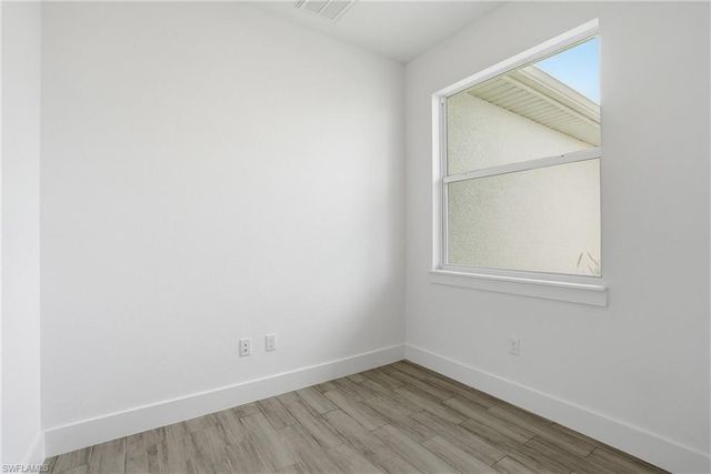 326 20th TER, Cape Coral, FL 33909