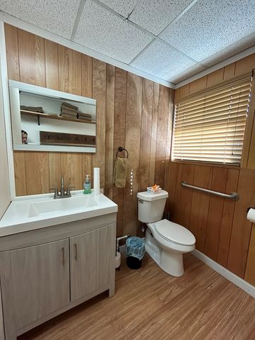 1520 Water St, Kerrville, TX 78028