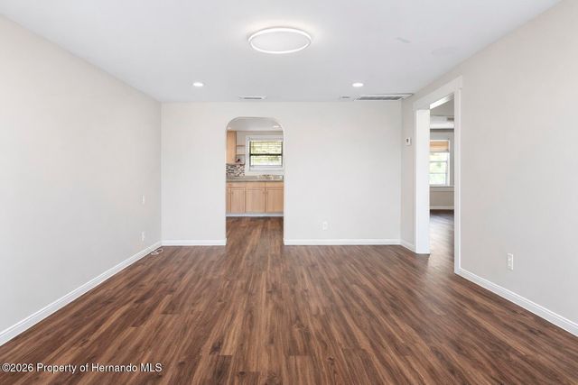 2806 Park Drive, Tampa, FL 33619