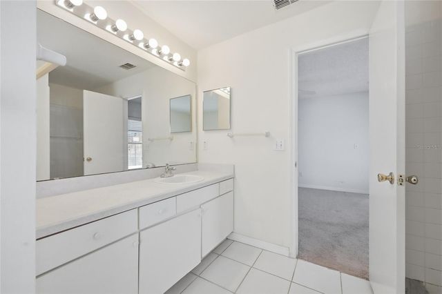 230 INDIAN POINT CIRCLE, Kissimmee, FL 34746