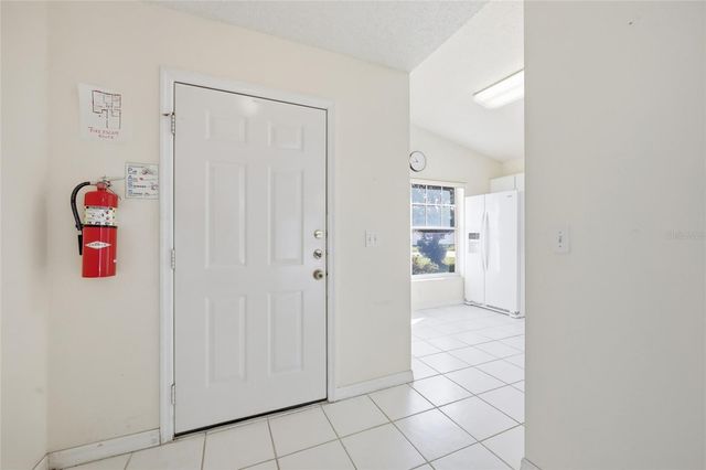 230 INDIAN POINT CIRCLE, Kissimmee, FL 34746
