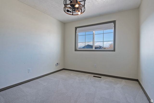 1641 W 11745 S, Riverton, UT 84065