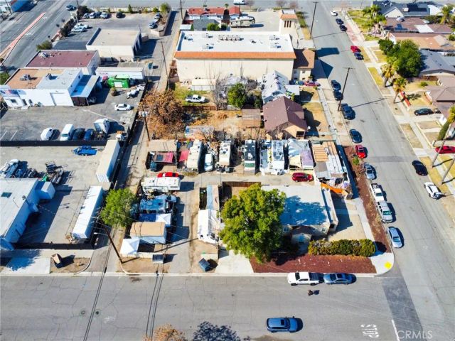 584 E H Street, Colton, CA 92324