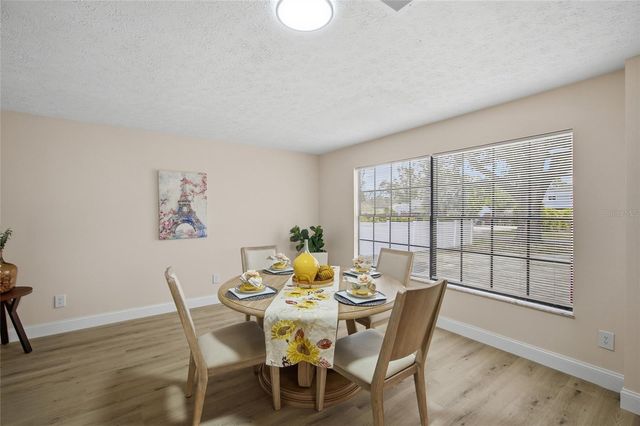 920 W CANDLEWOOD AVENUE, Tampa, FL 33603