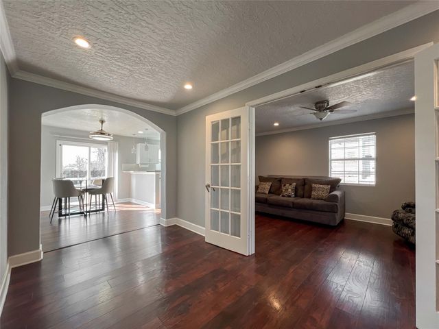 7966 Bonaire Street, Houston, TX 77028