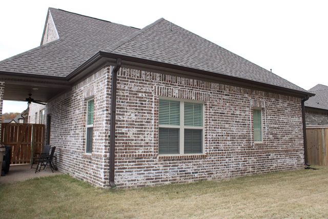 564 HOLDEN DR, Cordova, TN 38018