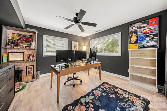 1206 Hollow Tree Court, Charlotte, NC 28226