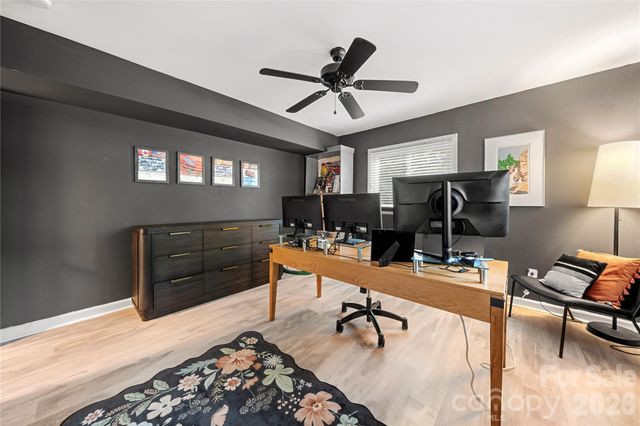 1206 Hollow Tree Court, Charlotte, NC 28226