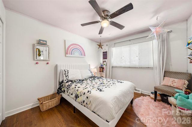 1206 Hollow Tree Court, Charlotte, NC 28226