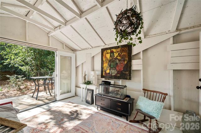 1206 Hollow Tree Court, Charlotte, NC 28226