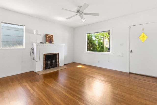 1908 27th St, Sacramento, CA 95816