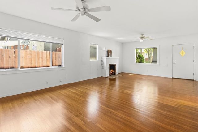 1908 27th St, Sacramento, CA 95816