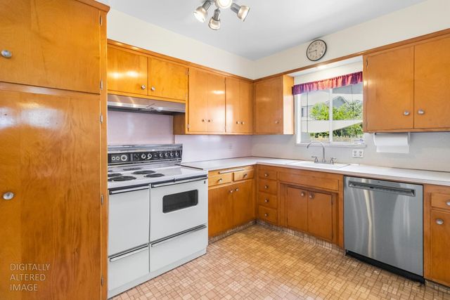 1908 27th St, Sacramento, CA 95816