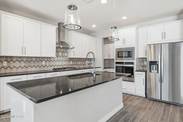 13852 E Silver Pine Trail, Vail, AZ 85641
