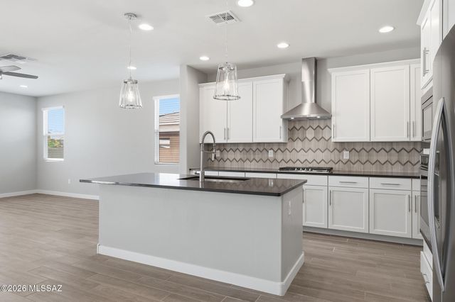 13852 E Silver Pine Trail, Vail, AZ 85641