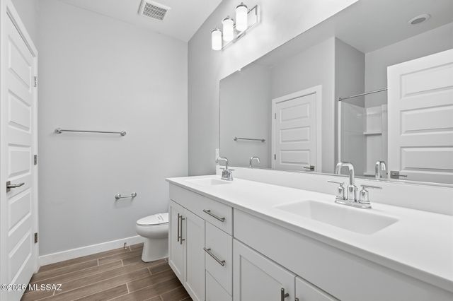 13852 E Silver Pine Trail, Vail, AZ 85641