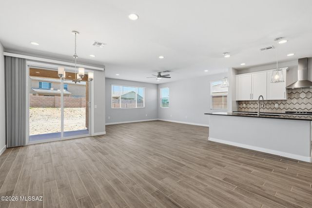 13852 E Silver Pine Trail, Vail, AZ 85641