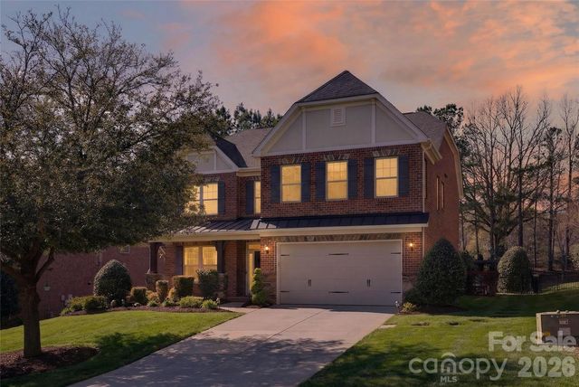 1011 Rock Forest Way, Fort Mill, SC 29707