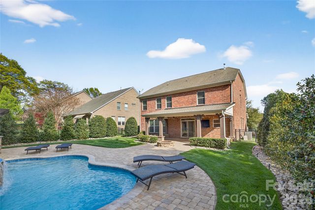 1011 Rock Forest Way, Fort Mill, SC 29707