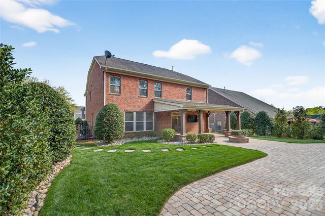 1011 Rock Forest Way, Fort Mill, SC 29707