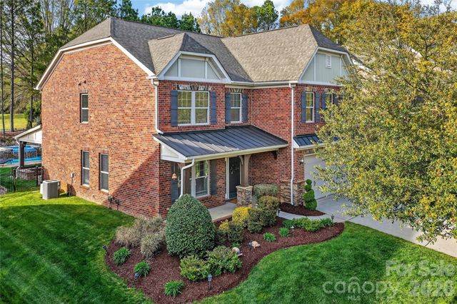 1011 Rock Forest Way, Fort Mill, SC 29707