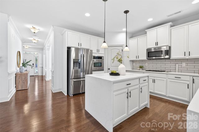 1011 Rock Forest Way, Fort Mill, SC 29707