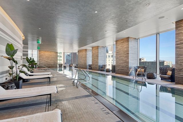 1 Dalton St 3608, Boston, MA 02115