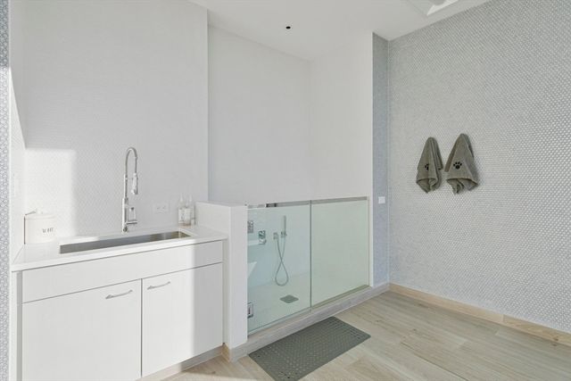 1 Dalton St 3608, Boston, MA 02115