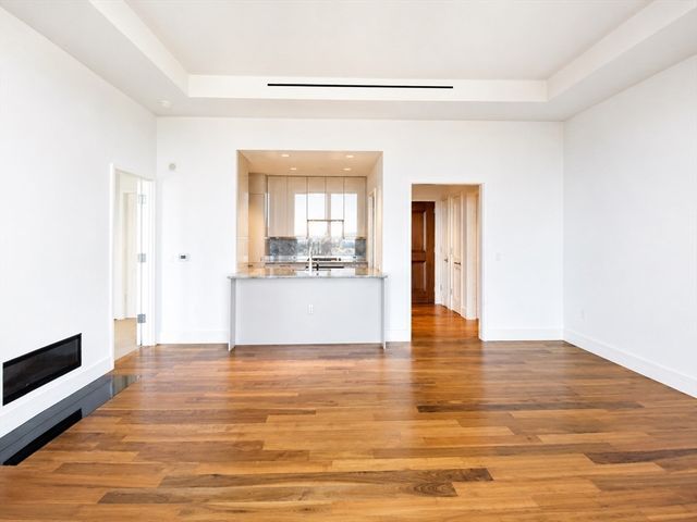 1 Dalton St 3608, Boston, MA 02115