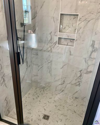 216 Sutton Dr., Perry, GA 31069