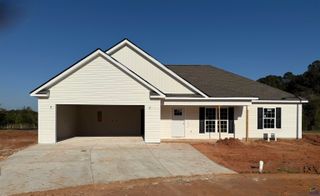 216 Sutton Dr., Perry, GA 31069