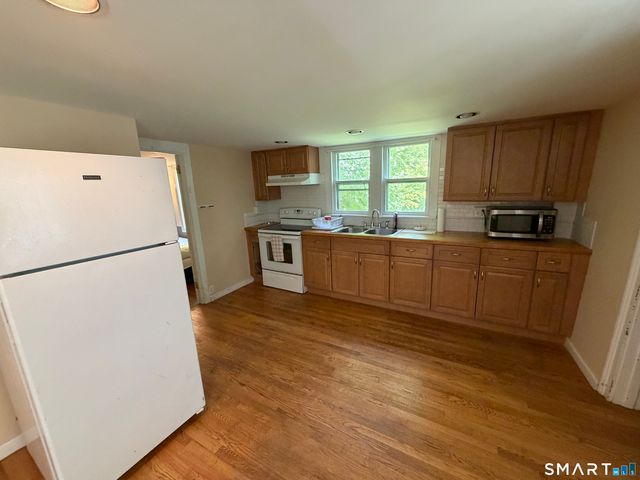 684 Field Street, Naugatuck, CT 06770