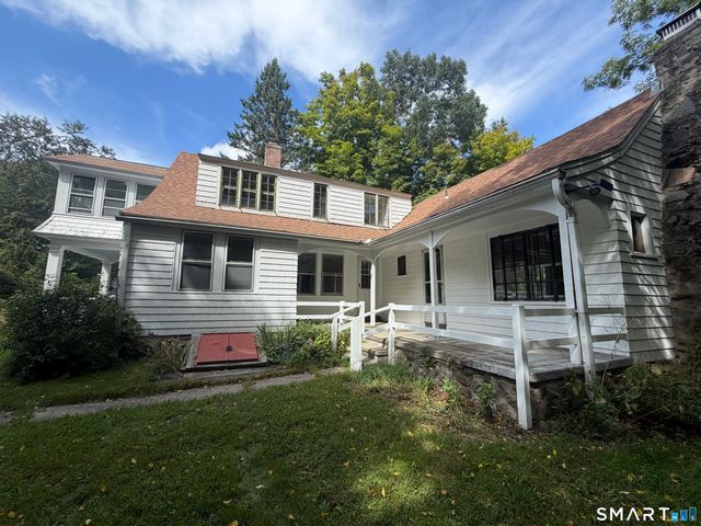 684 Field Street, Naugatuck, CT 06770
