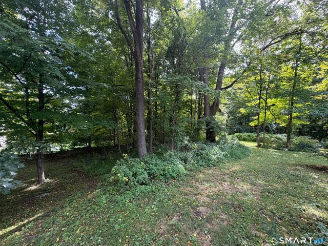 684 Field Street, Naugatuck, CT 06770