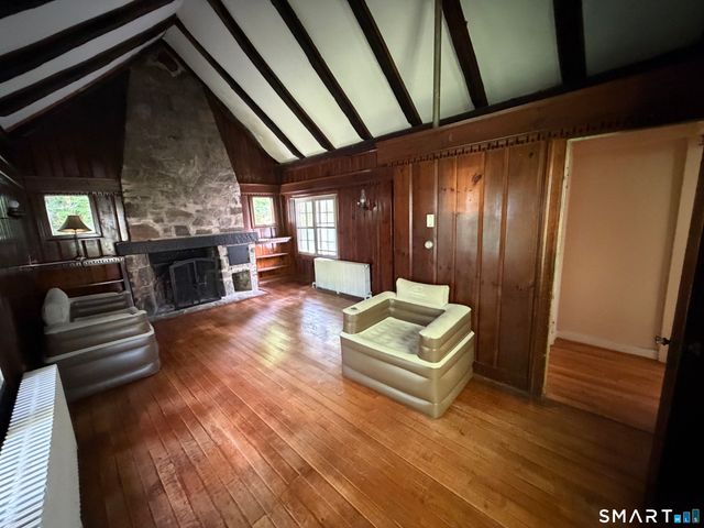 684 Field Street, Naugatuck, CT 06770
