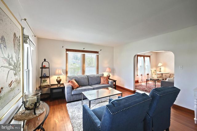 927 S FRANKLIN ST, Hanover, PA 17331