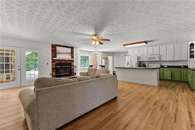 50 Emeott Drive, Newnan, GA 30263