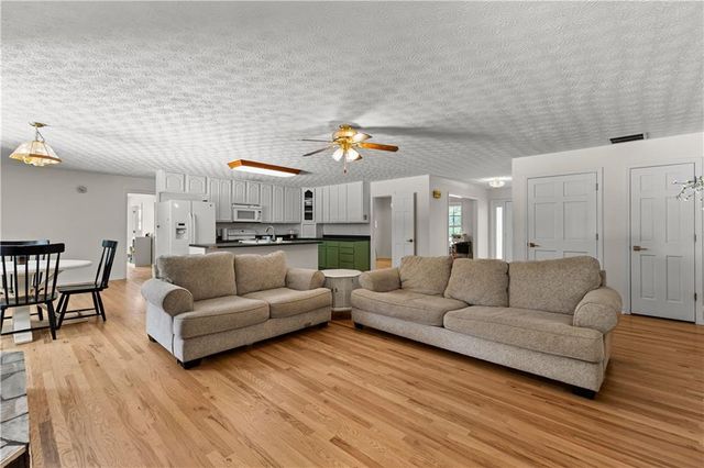 50 Emeott Drive, Newnan, GA 30263