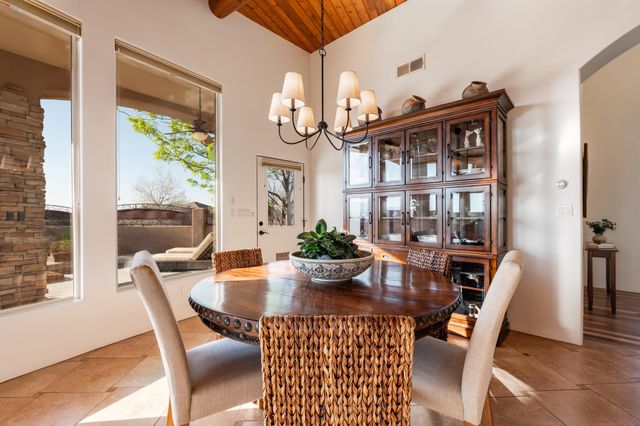 6917 Chapingo Road NE, Rio Rancho, NM 87144