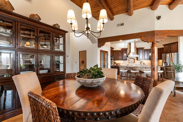 6917 Chapingo Road NE, Rio Rancho, NM 87144