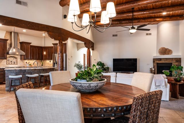 6917 Chapingo Road NE, Rio Rancho, NM 87144