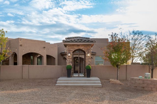 6917 Chapingo Road NE, Rio Rancho, NM 87144