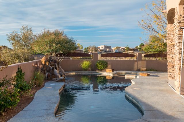 6917 Chapingo Road NE, Rio Rancho, NM 87144